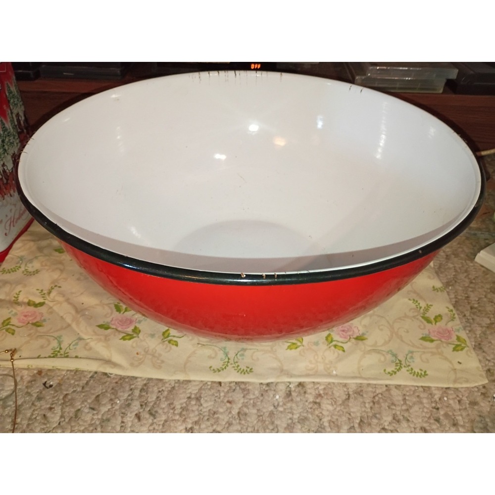 Retro Red, White Enamel Mixing Bowl Black Rim 16 1/4"